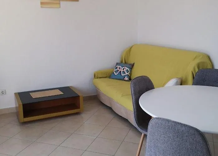 Marta - One Bedroom With Sea View * راب