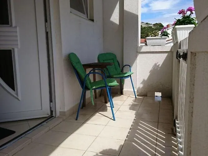 Marta - One Bedroom With Sea View * راب