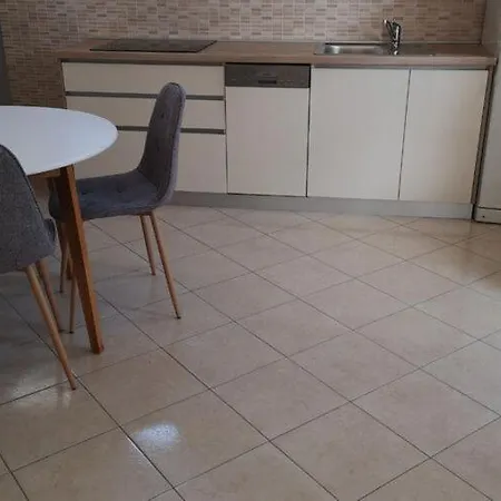 Apartmán Marta - One Bedroom With Sea View Rab Town