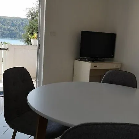 Apartmán Marta - One Bedroom With Sea View Rab Town