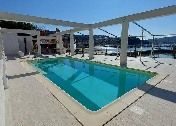 Marta - One Bedroom With Sea View
